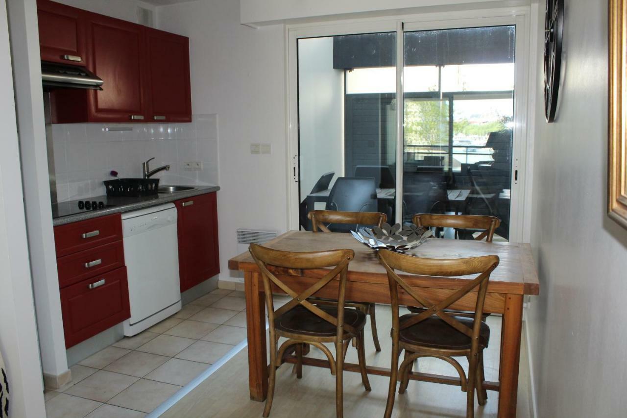 Vue Exceptionnelle Sur Les Tours ! Charme Et Tranquillite Apartment La Rochelle  Bagian luar foto